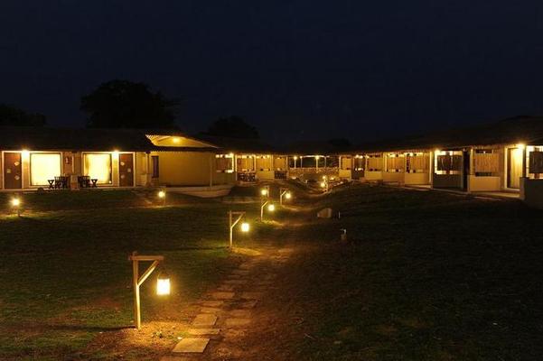 Asiatic Lion Lodge